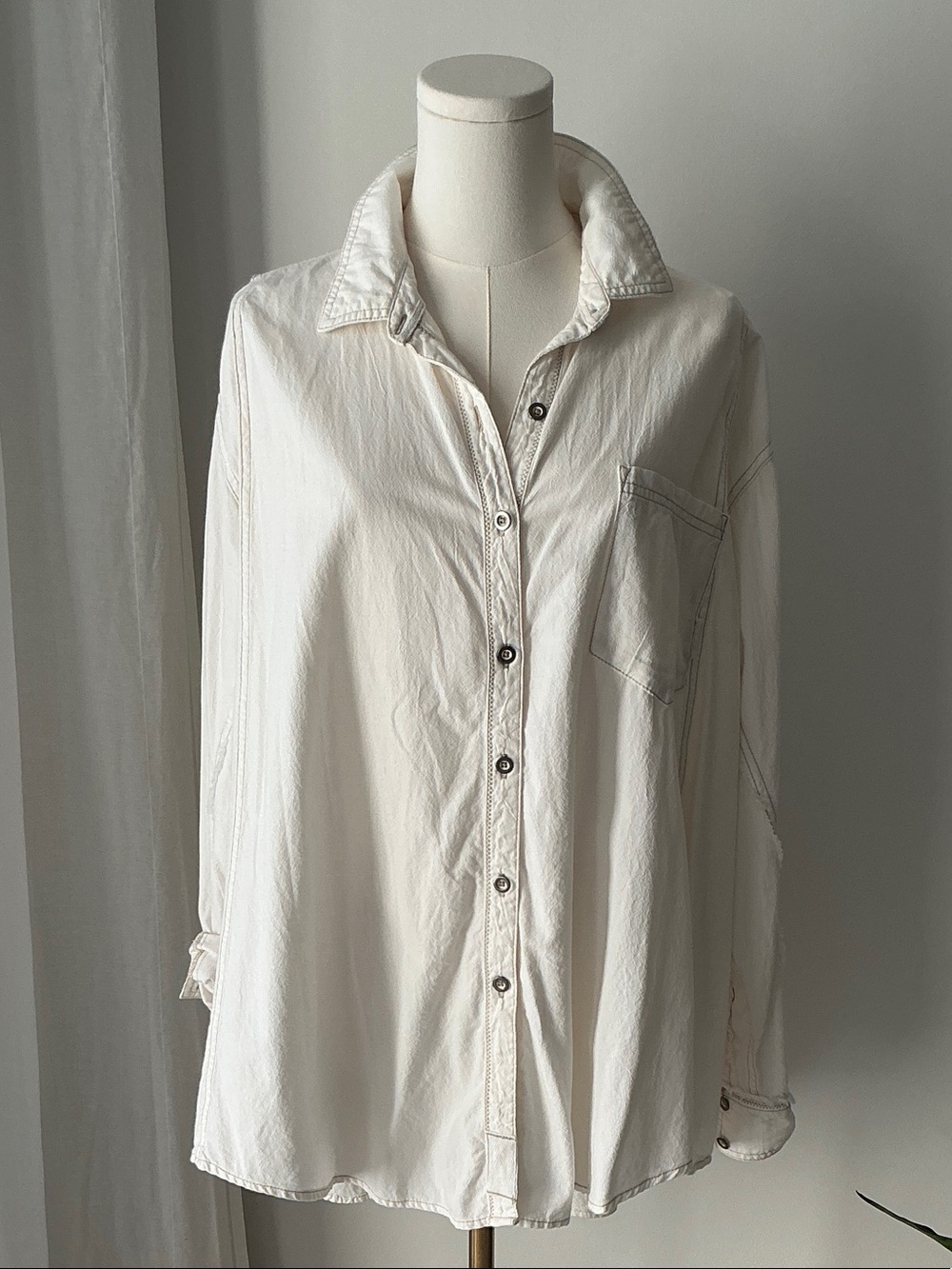 We The Free Off-White Casual Button-Down Shirt